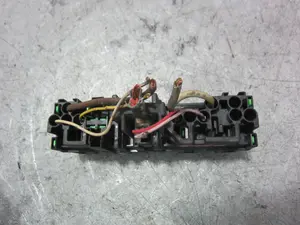 Foto de CAJA RELES / FUSIBLES CITROEN XSARA COUPE 2.0 HDi CAT (RHY / DW10TD) (90 CV / 66 KW) referencia 9632229480 foto 3