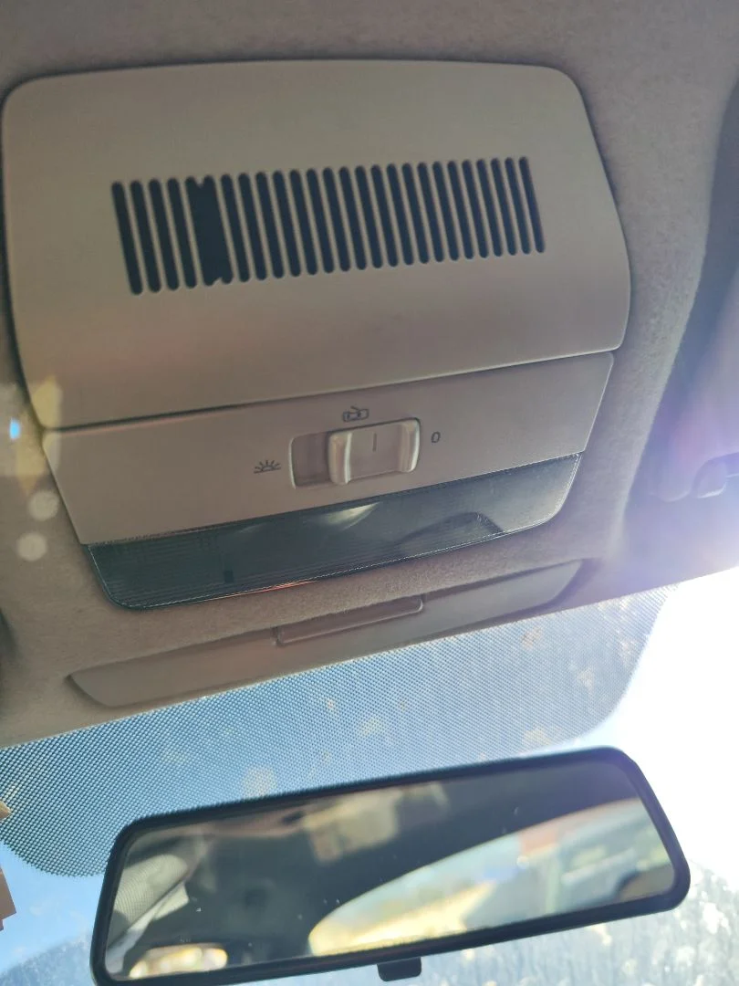 Foto de LUZ INTERIOR SEAT CORDOBA BERLINA (6L2) 1.9 TDI (131 CV / 96 KW) referencia 6L0947105B FKZ