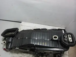 Foto de CALEFACCION ENTERA NORMAL MERCEDES-BENZ CLASE E (BM 212) LIM. 4.7 V8 CGI CAT (408 CV / 300 KW) referencia A2128304860 foto 9