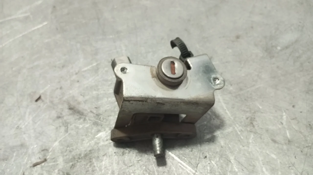 Foto de INTERRUPTOR HONDA SH 300I 279 cm3 - 20 kW (27 CV / 20 KW)