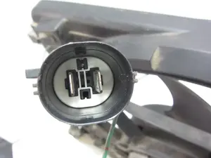Foto de ELECTROVENTILADOR MAZDA 3 BERLINA (BK) 2.0 Diesel CAT (143 CV / 105 KW) referencia 0130307074 foto 5