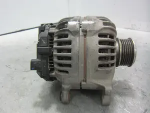 Foto de ALTERNADOR SEAT ALTEA (5P1) 1.6 TDI (105 CV / 77 KW) referencia 03L903023 foto 5