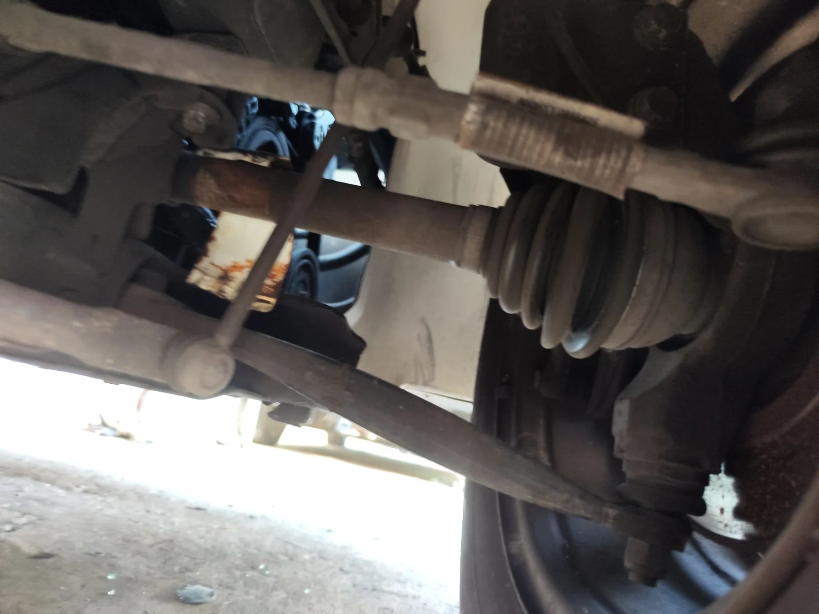 Foto de TRANSMISION DELANTERA DERECHA PEUGEOT 308 1.6 16V (120 CV / 88 KW) referencia 3273QH