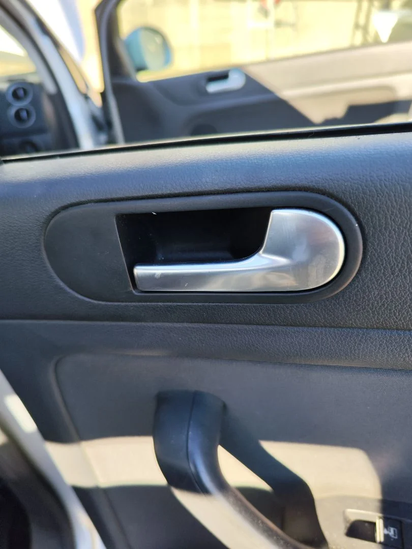 Foto de MANETA INTERIOR TRASERA DERECHA VOLKSWAGEN GOLF PLUS V (5M1) 1.9 TDI (105 CV / 77 KW)