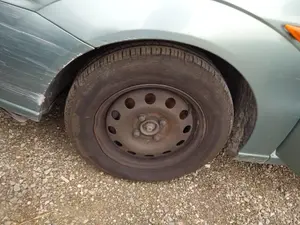 Foto de BRAZO SUSPENSION DELANTERO IZQUIERDO FORD FOCUS FAMILIAR (CAK) 1.8 TDDI Turbodiesel CAT (90 CV / 66 KW)