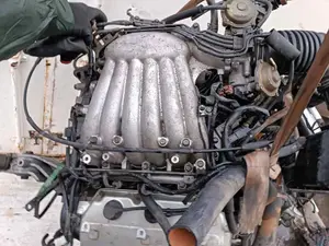Foto de MOTOR COMPLETO MITSUBISHI GALANT BERLINA (EA0) referencia 6A13 foto 8