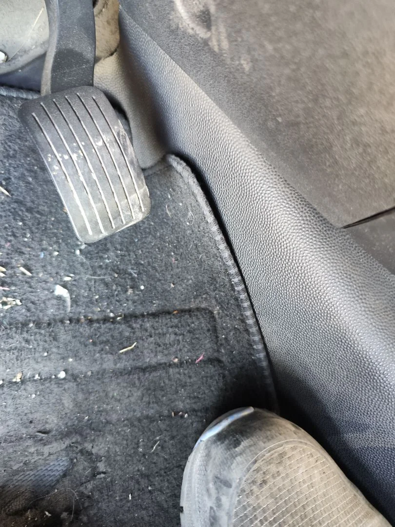 Foto de PRETENSOR AIRBAG DERECHO CITROEN BERLINGO FURGÓN 1.6 Blue-HDI FAP (99 CV / 73 KW)