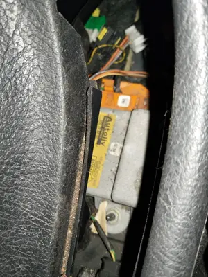 Foto de CENTRALITA AIRBAG PEUGEOT 406 BERLINA (S1/S2) 2.0 HDi CAT (90 CV / 66 KW) referencia 9630550780