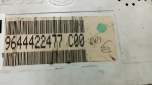 Foto de PANTALLA MULTIFUNCION CITROEN C5 BERLINA 2.0 HDi CAT (RHZ / DW10ATED) (107 CV / 79 KW) referencia 9644422477 foto 3