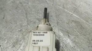 Foto de INTERRUPTOR AUDI A4 AVANT (8E) 1.9 TDI (116 CV / 85 KW) referencia 8E0927189B foto 3