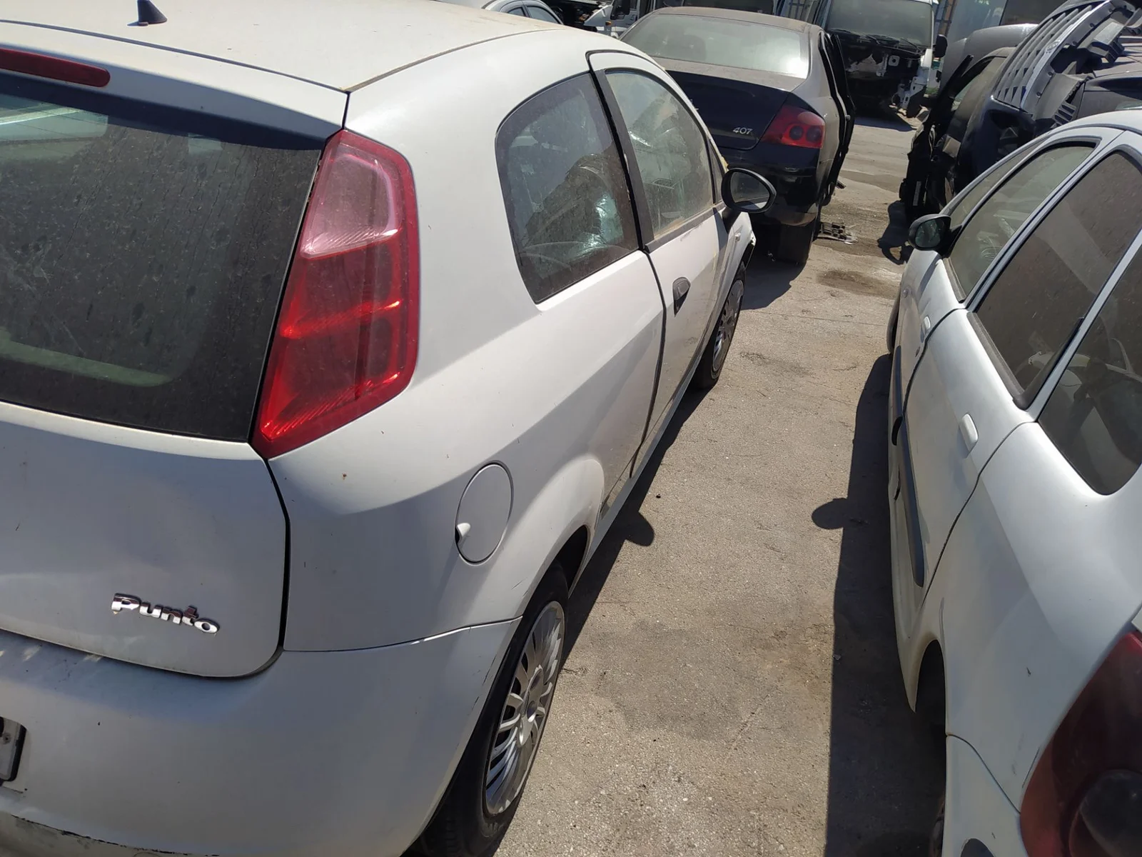 Foto de PILOTO TRASERO DERECHO FIAT GRANDE PUNTO (199) 1.3 16V JTD CAT (75 CV / 55 KW) referencia 0051701590