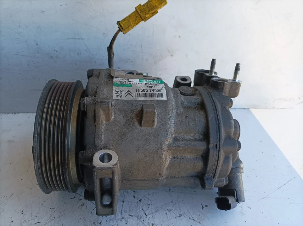 Foto de COMPRESOR AIRE ACONDICIONADO PEUGEOT 407 SW referencia 9656574080
