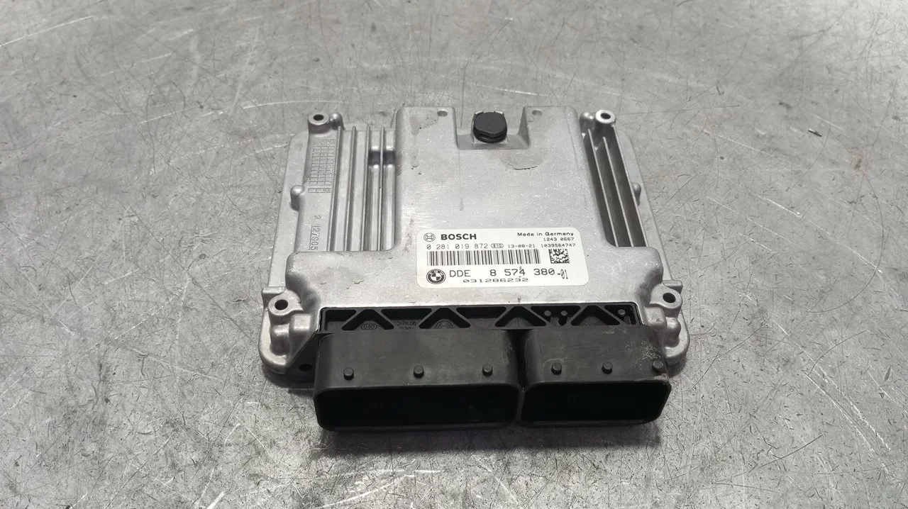 Foto de CENTRALITA MOTOR UCE BMW SERIE 5 TOURING (F11) 2.0 Turbodiesel (184 CV / 135 KW) referencia 857438001