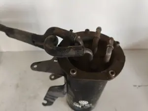 Foto de SOPORTE FILTRO GASOIL VOLKSWAGEN PASSAT BERLINA (3C2) 2.0 TDI (140 CV / 103 KW) foto 2