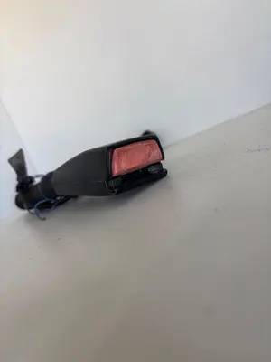Foto de ENGANCHE CINTURON DELANTERO IZQUIERDO SIN MARCA SIN MODELO referencia 8257790R foto 2