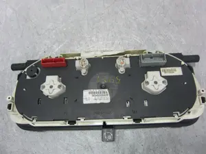 Foto de CUADRO INSTRUMENTOS RENAULT LAGUNA II (BG0) 1.9 dCi Diesel (120 CV / 88 KW) referencia 8200328436 foto 5