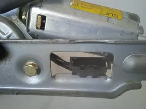 Foto de MOTOR LIMPIA TRASERO SEAT IBIZA (6K1) referencia 6K6955713 foto 3
