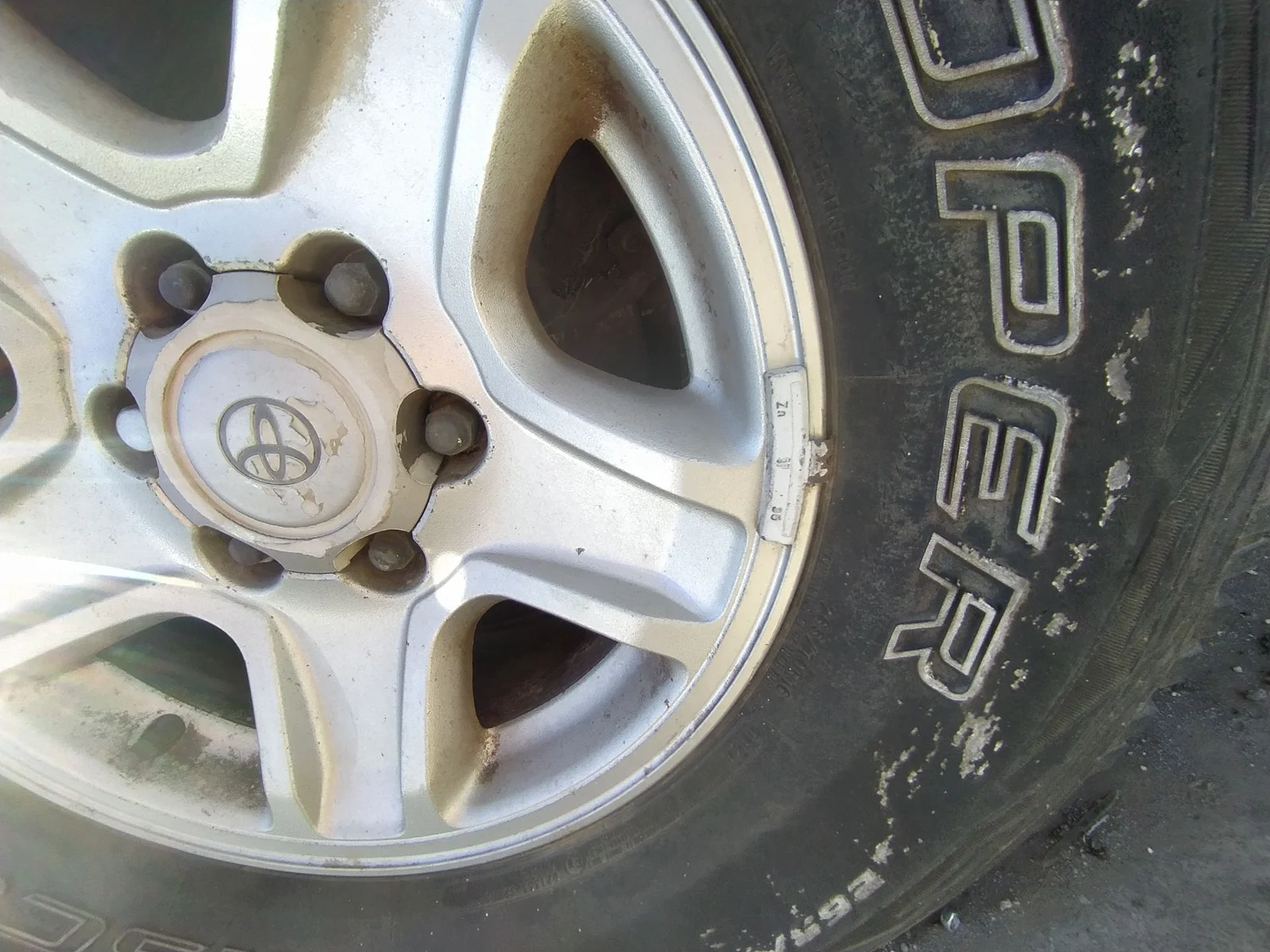 Foto de LLANTA TOYOTA LAND CRUISER (J9) 3.0 Turbodiesel (125 CV / 92 KW)