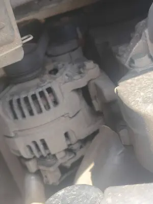 Foto de ALTERNADOR SEAT CORDOBA BERLINA (6L2) 1.4 16V (75 CV / 55 KW) referencia 038903018R