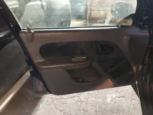 Foto de GUARNECIDO PUERTA DELANTERA IZQUIERDA RENAULT CLIO II FASE I (B/CB0) 1.4 16V (98 CV / 72 KW)