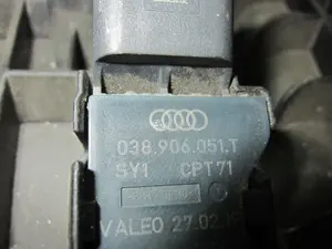Foto de SENSOR PRESION PORSCHE MACAN (95BA) referencia 038906051 foto 2