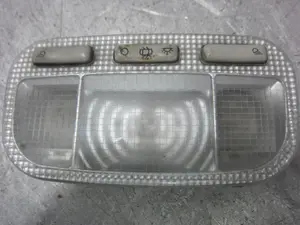 Foto de LUZ INTERIOR CITROEN XSARA BERLINA 1.6 16V CAT (NFU / TU5JP4) (109 CV / 80 KW) referencia 9680713880 foto 5