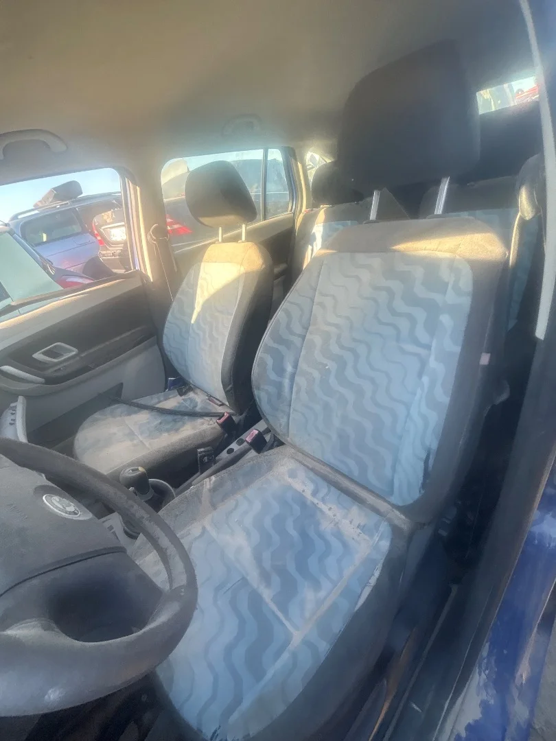 Foto de ASIENTO DELANTERO IZQUIERDO SKODA FABIA COMBI (5J5) 1.4 TDI (80 CV / 59 KW) referencia 5J4881021LA