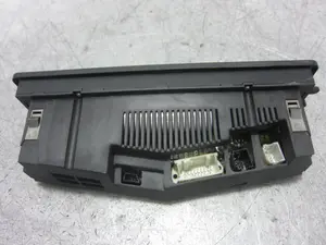 Foto de MANDO CALEFACCION / AIRE ACONDICIONADO BMW SERIE 3 BERLINA (E46) 2.0 16V Diesel CAT (136 CV / 100 KW) referencia 64116902440 foto 4
