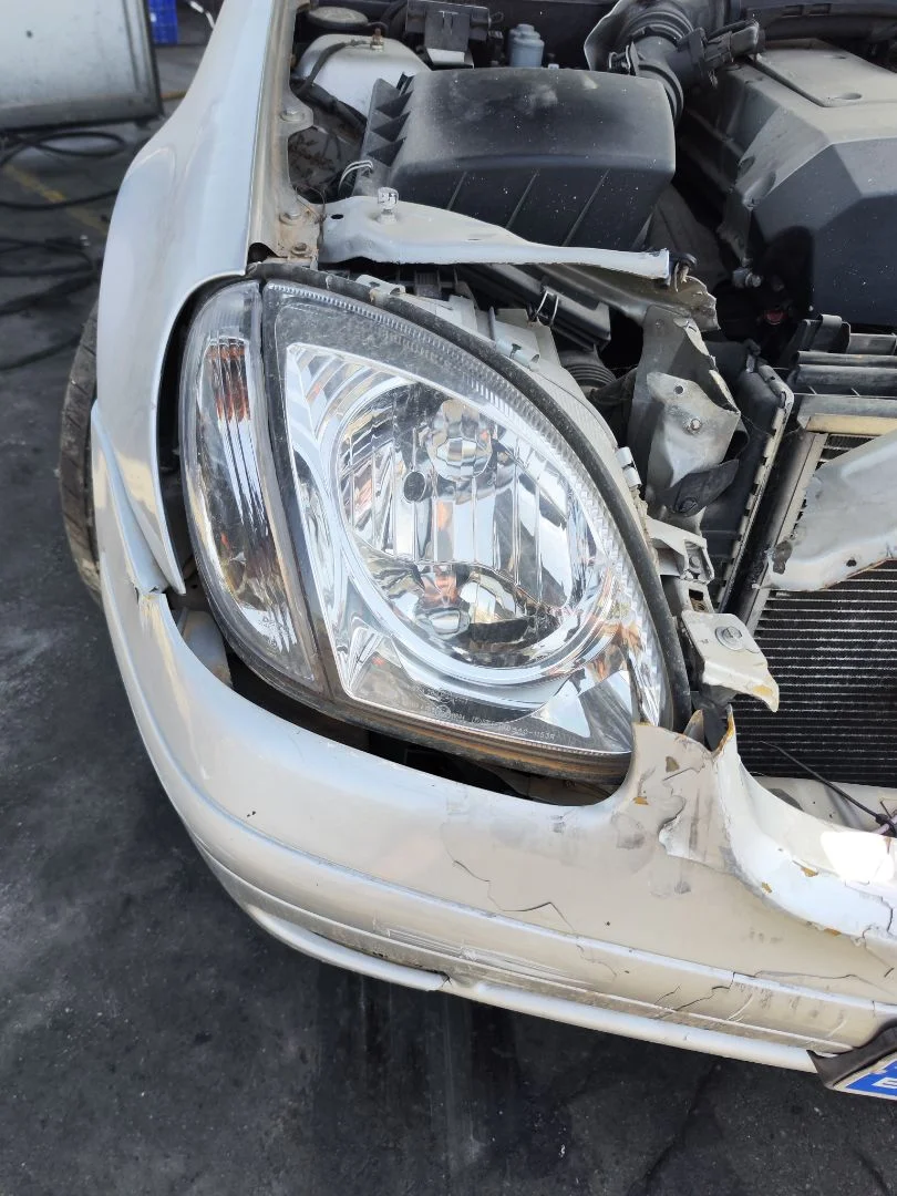 Foto de FARO DERECHO MERCEDES-BENZ SLK (BM 170) ROADSTER 2.0 16V CAT (136 CV / 100 KW) referencia A1708202461