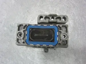 Foto de SOPORTE MOTOR DERECHO VOLKSWAGEN GOLF V (1K1)(10.2003) referencia 1K0199262 foto 5