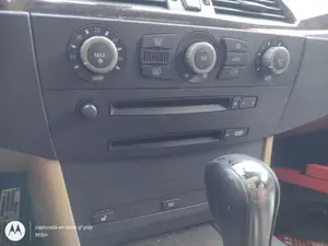 Foto de SISTEMA AUDIO / RADIO CD BMW SERIE 5 BERLINA (E60) 3.0 Turbodiesel CAT (218 CV / 160 KW)