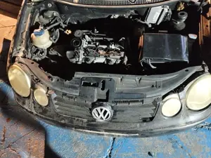 Foto de TRAVESAÑO SUPERIOR VOLKSWAGEN POLO IV (9N1)