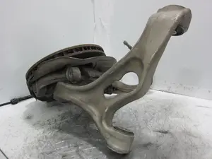 Foto de BRAZO SUSPENSION INFERIOR DELANTERO IZQUIERDO PORSCHE CAYENNE (TIPO 92A)