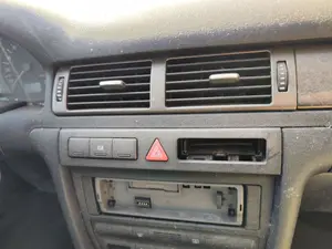 Foto de WARNING AUDI A6 BERLINA (4B2) 2.5 V6 24V TDI (150 CV / 110 KW)