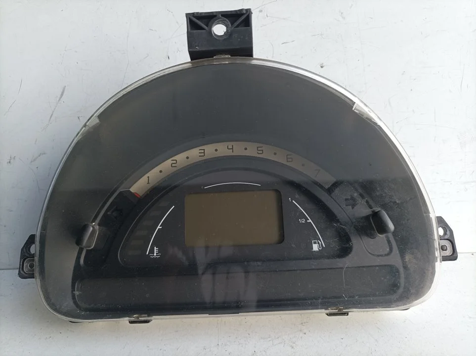 Foto de CUADRO INSTRUMENTOS CITROEN C2 1.4 (73 CV / 54 KW) referencia P9652008280