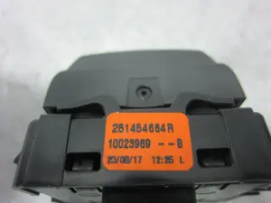 Foto de INTERRUPTOR DACIA DOKKER 1.5 dCi Diesel FAP CAT (90 CV / 66 KW) referencia 251454664R foto 2