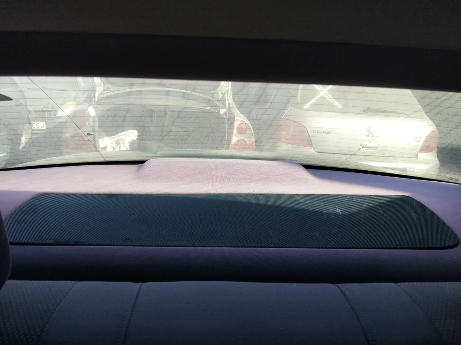 Foto de BANDEJA TRASERA AUDI A4 BERLINA (8E) 1.9 TDI (131 CV / 96 KW) referencia 8E5863433  FKZ
