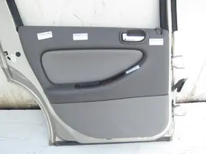Foto de GUARNECIDO PUERTA TRASERA IZQUIERDA CHRYSLER SEBRING JR 41 BERLINA 2.7 CAT (203 CV / 149 KW)