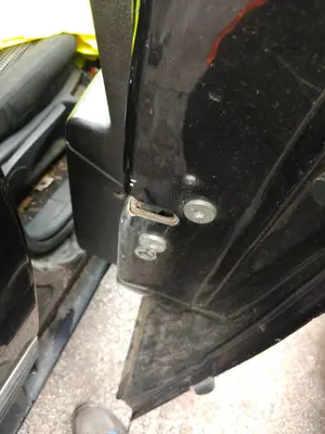Foto de CERRADURA PUERTA DELANTERA DERECHA PEUGEOT 407 2.0 16V HDi FAP CAT (RHR / DW10BTED4) (136 CV / 100 KW)