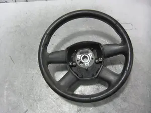 Foto de VOLANTE AUDI A4 CABRIOLET (8H) 2.0 TDI (140 CV / 103 KW) referencia 8P0419091