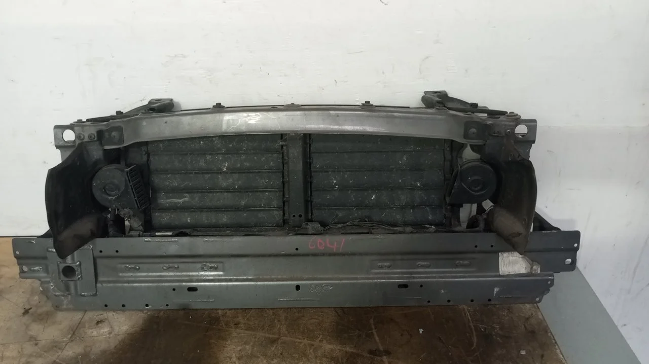 Foto de PANEL FRONTAL JAGUAR XF 2.0 Diesel CAT (163 CV / 120 KW) referencia GX7317859