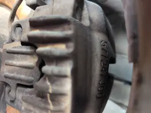 Foto de PINZA DE FRENO DELANTERA IZQUIERDA BMW SERIE 3 BERLINA (E90) 2.0 16V Diesel (163 CV / 120 KW)