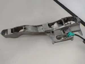Foto de CERRADURA PUERTA TRASERA DERECHA PEUGEOT 207 CC CABRIO-COUPÉ 1.6 16V (120 CV / 88 KW) referencia 24097816 foto 7