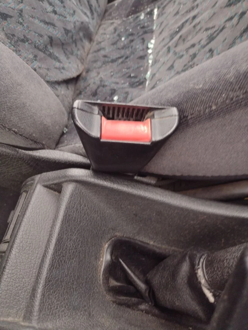 Foto de CINTURON SEGURIDAD DELANTERO IZQUIERDO OPEL ZAFIRA A 2.0 DTI (101 CV / 74 KW)