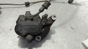 Foto de PINZA DE FRENO DELANTERA DERECHA HONDA CBR 600 F / CBR 600 RR 598 cm3 - 68 kW (92 CV / 68 KW) referencia 45200MN4832