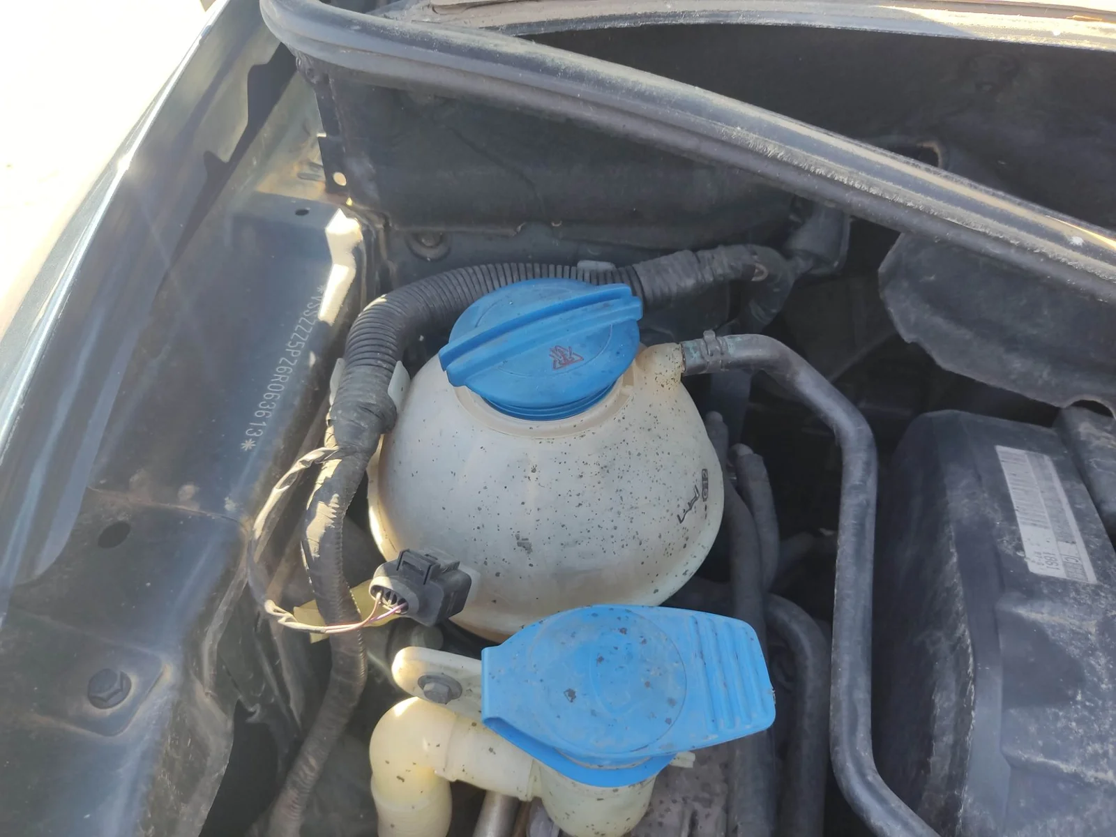 Foto de DEPOSITO EXPANSION SEAT ALTEA (5P1) 2.0 TDI (140 CV / 103 KW) referencia 1K0121407F