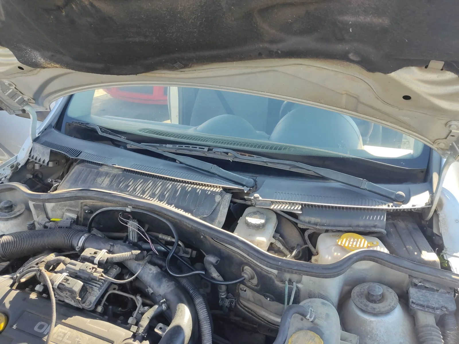 Foto de MOTOR LIMPIA DELANTERO OPEL COMBO (CORSA C) 1.7 16V DI CAT (Y 17 DTL / LK8) (65 CV / 48 KW)