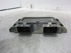 Foto de CENTRALITA MOTOR UCE PEUGEOT PARTNER (S2) 1.9 Diesel (69 CV / 51 KW) referencia 9650359580 foto 5