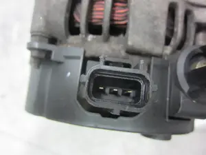 Foto de ALTERNADOR FORD FOCUS FAMILIAR (CAK) 1.6 16V CAT (101 CV / 74 KW) referencia 63321679 foto 7