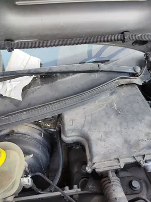 Foto de BRAZO LIMPIA DELANTERO IZQUIERDO AUDI A6 BERLINA (4B2) 2.5 V6 24V TDI (150 CV / 110 KW) referencia 4B1955407A foto 2